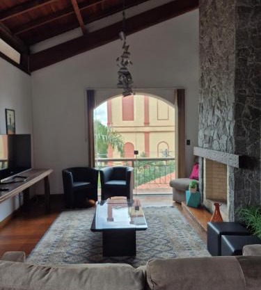 Apartamento ao lado do Shopping Lamérica