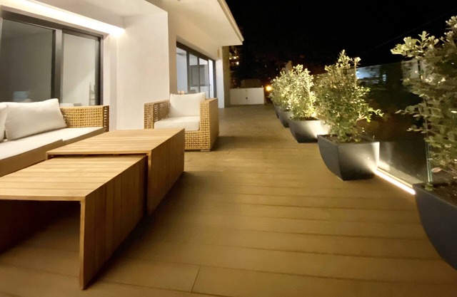 Apartamento-casa de Diseño con Entrada Privada y Pequeña Piscina