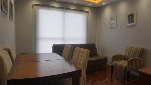 Apartamento central próximo ao Shopping Palladium com garagem coberta