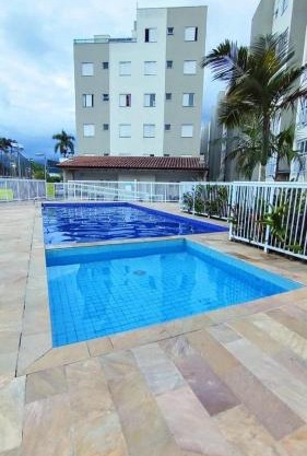 Apartamento com piscina churrasqueira em Ubatuba