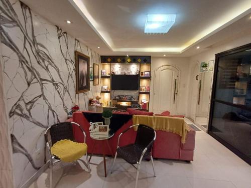 APARTAMENTO COMPLETO NA VISCONDE DE SOUZA FRANCO, com vista para a area mais nobre de Belém