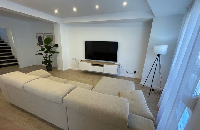 Apartamento dúplex de Lujo en el centro ciudad con terraza y vistas al castillo