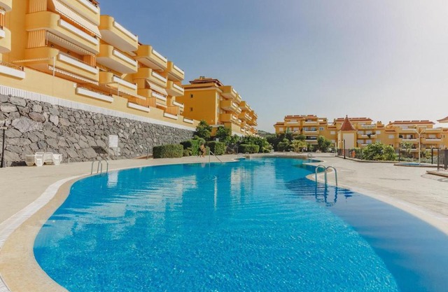 Apartamento de lujo en puerto santiago 2