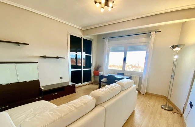 Apartamento en Medina del Campo, Cercano a la Plaza de Toros
