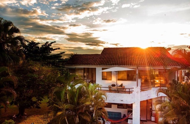 "APARTAMENTO EL PARAISO EN MELGAR "nHermoso apartamento para 12 personas