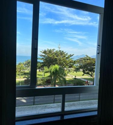 Apartamento em Santos-Embaré Vista ao Mar