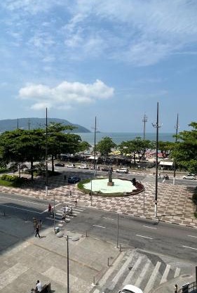 Apartamento Frente a Praia do Embare Santos 2