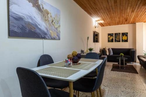 apartamento grande, hermoso, acogedor y privado