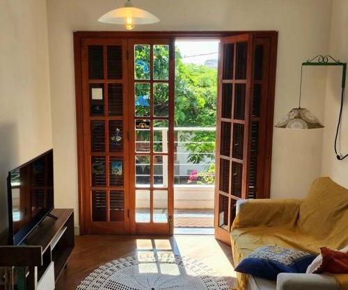 Apartamento na quadra da Praia de Piratininga