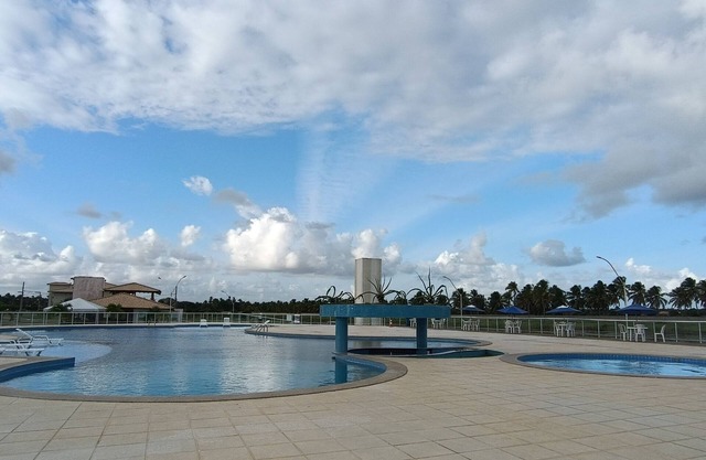 Apartamento no Condomínio Villa das Águas, com Piscina - Lagoa dos Tambaquis