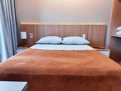 Apartamento novinho em ótima localização, bem próximo à praia e a diversos serviços.