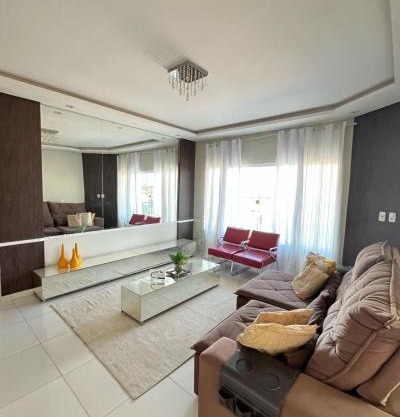 Apartamento panorâmico com 2 suítes 1 quarto