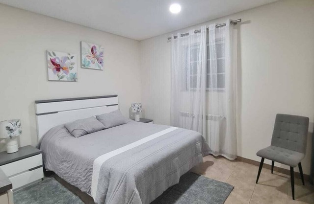 Apartamento T3 para Alugar - Zona Rural com Garagem Fechada e Churrasqueira