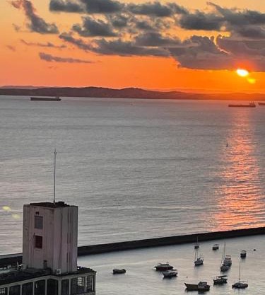 Apartamento vista ao mar com ar