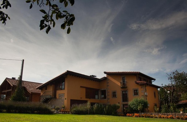 Apartamentos Rurales La Casa Vieja De Silió