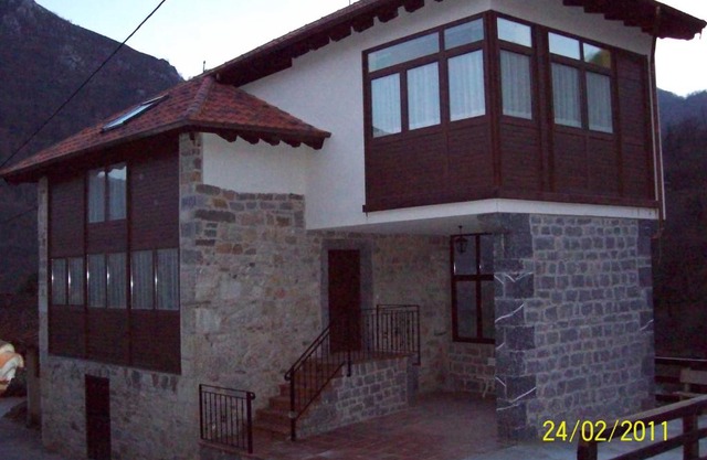 Apartamentos rurales La Lastra 2 llaves,