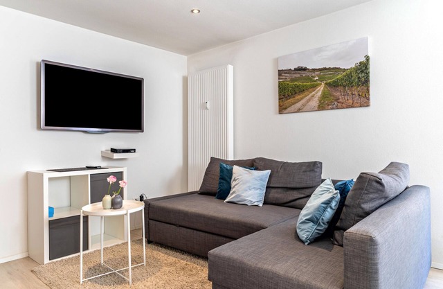 Apartment 'Ferienwohnung Zur Weinsteige' with Wi-Fi