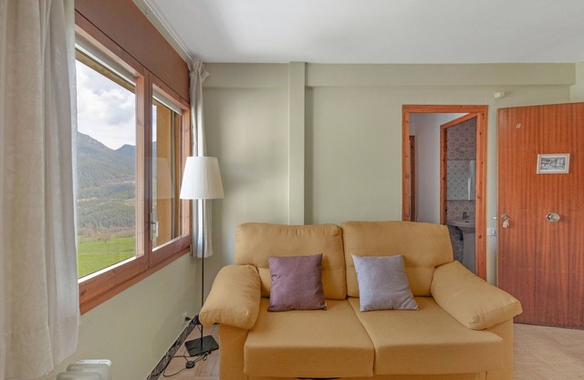 Apartment 'La Canal' with Mountain View, Private Terrace and Wi-Fi