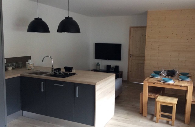 Apartment 60 m2 with terrace 6 persons