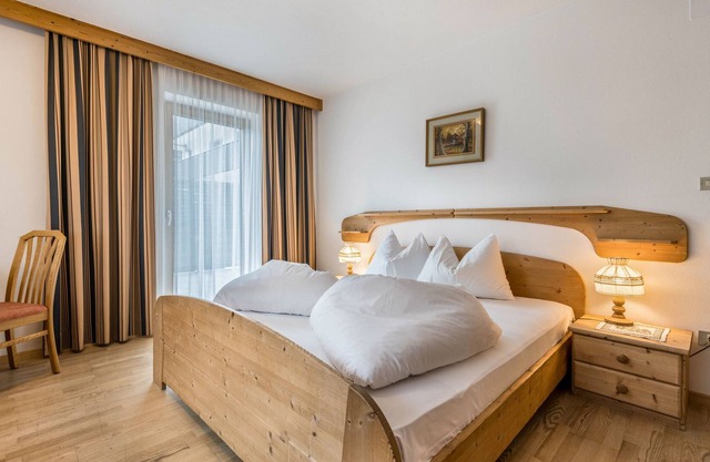 Apartment "Residence Griesfeld 75" with Mountain View, Shared Pool & Wi-Fi