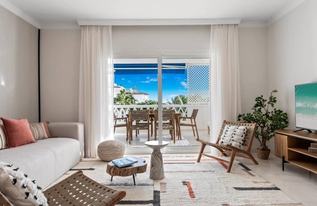 Apartment in Las Gaviotas for 8 people | 1-201