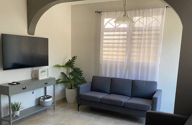 Apartment 03 - 1bedroom 3beds Spacious & Modern Apt Cabo Rojo/San German