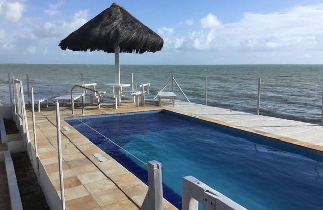 Apartment 03 front/sea view, 1st floor, 2 suites and 1 bedroom. Solar Maradentro