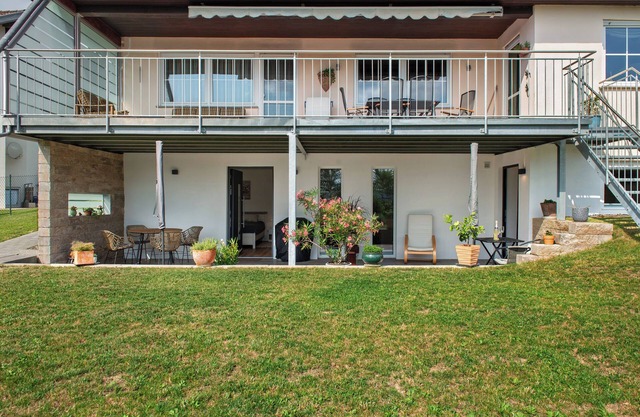 Apartment '1' with Shared Terrace, Shared Garden and Wi-Fi