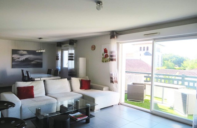 Apartment 10 mins from the ocean Seignosse Hossegor Le clos du château