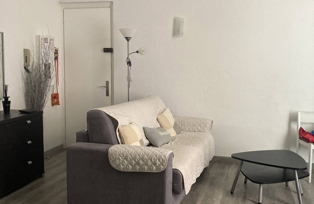 Apartment 100m from the beach