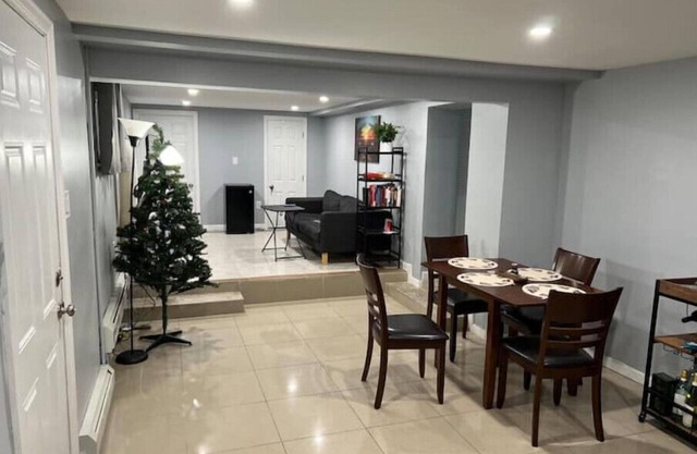 Apartment 1BR 3 miles NYC Full kitchenn
