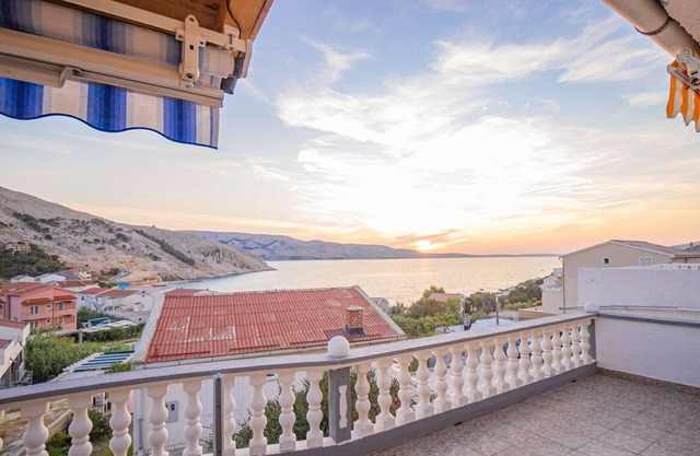 apartment, 2 bedrooms, balkony with beautiful seaview