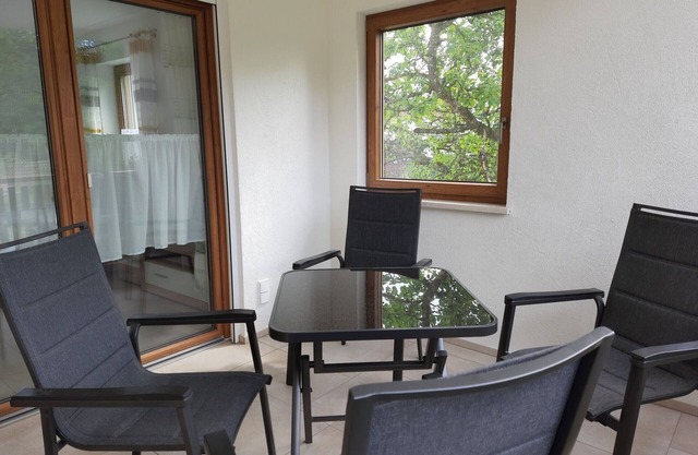 Apartment 2 - upper floor 43 m², with two bedrooms and loggia, near Chiemsee