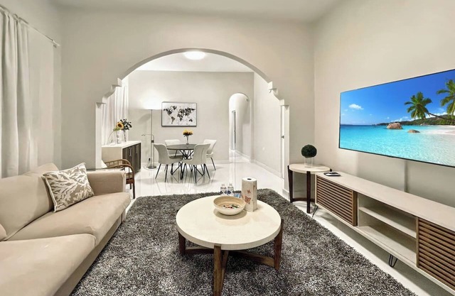 APARTMENT 4 · Stunning 2-Bedroom Apartment