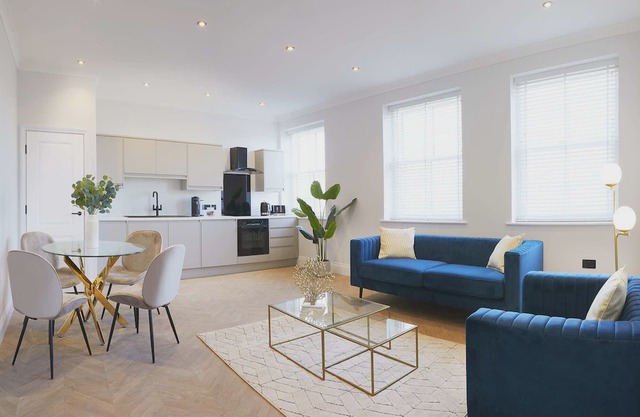 Apartment 403 at The Salisbury