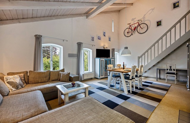 Apartment "5 Galeriewohnung" with Private Garden & Wi-Fi