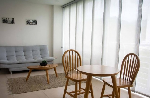 Apartment 5 minutes from International Hospital and El Santísimo Park