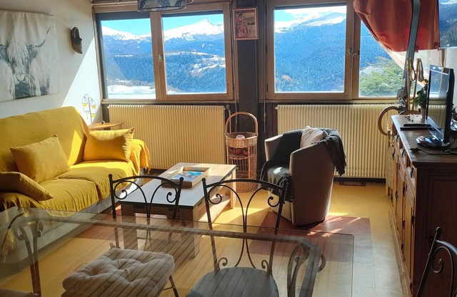 Apartment 57 M2 exceptional view Private box