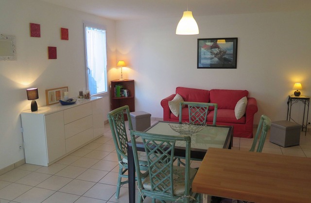 Apartment 62m Poitevin marshes/2 bedrooms/pool/secure resid