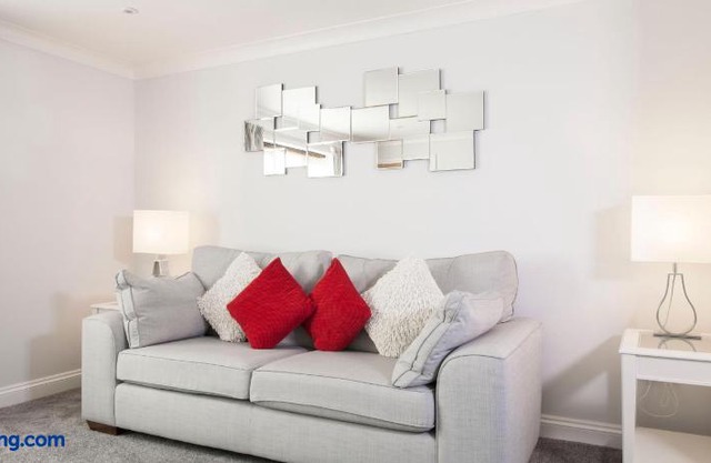 Apartment A High Hedges