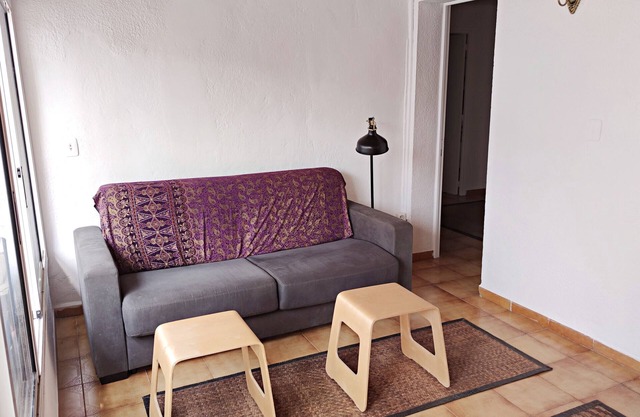 Apartment 'Acogedor Piso En El Casco Antiguo' with Wi-Fi and Air Conditioning