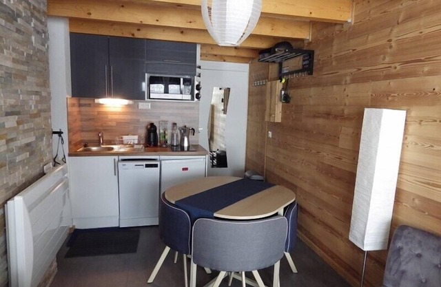 APARTMENT ALPE D'HUEZ DISTRICT OF ECLOSE