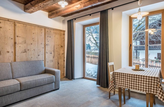 Apartment 'Alpin Chalet Samer Berghütte' with Mountain View, Private Garden and Wi-Fi