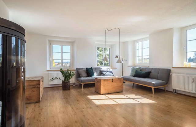 Apartment 'Am Hopfengarten' with Mountain View, Garden & Wi-Fi