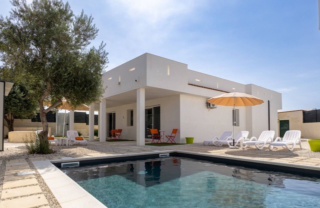 Apartment 'Appartamento Basilico' with Shared Pool, Wi-Fi and Air Conditioning