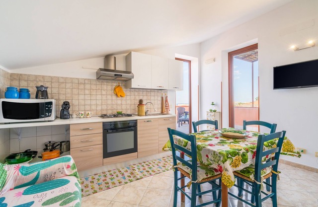 Apartment 'Appartamento A Ficu Pala Siracusa' with Sea View, Wi-Fi and Air Conditioning