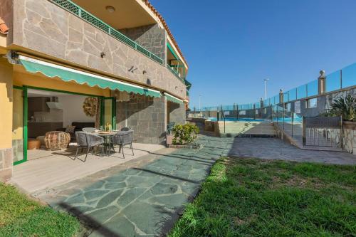 Apartment Aquarius 4 by VillaGranCanaria