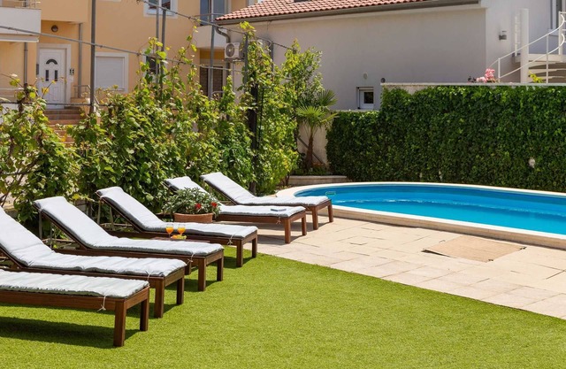 Apartment Arausa with Pool III