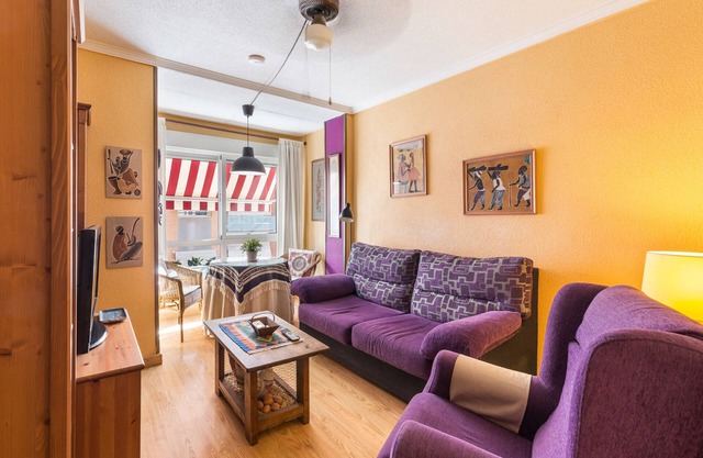 Apartment 'Arrabal San Benito I' with Private Terrace, Wi-Fi and Air Conditioning