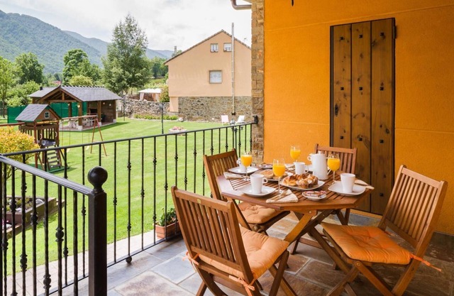 Apartment 'Balagar' with Mountain View, Shared Pool and Wi-Fi